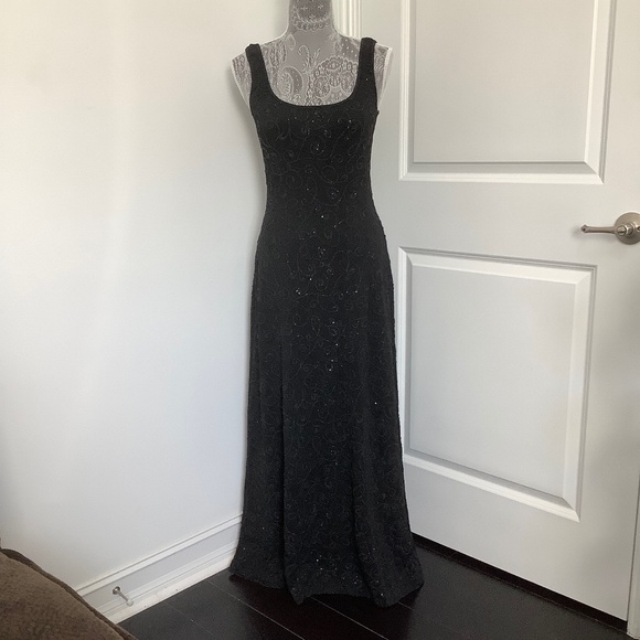 Vintage Cache Sleeveless Black fully Beaded Long Evening Gown, Size M - Picture 13 of 15